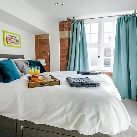 Cocoa Apartment York